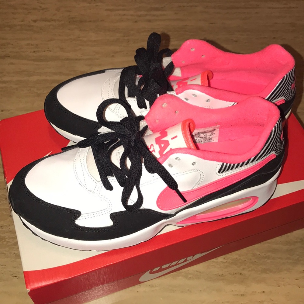 Youth Girls Nike Air Max